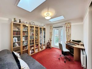 Photo 5- click for photo gallery